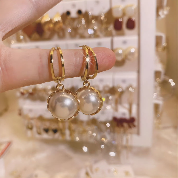 Elegant Gold Pearl Earrings