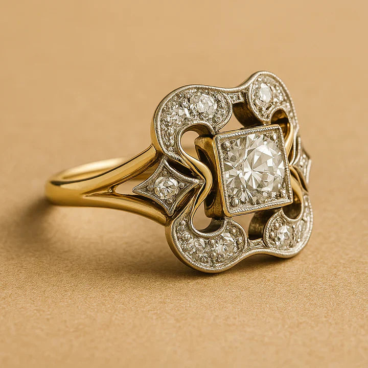 Vintage Zirconia Gold Ring